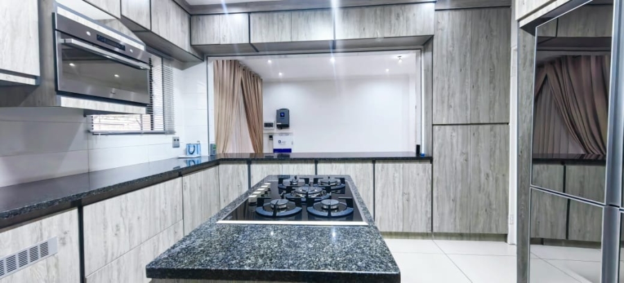 3 Bedroom Property for Sale in Miederpark North West